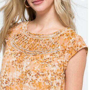 Daniel Rainn Loop Trim Blouse in Blush (yellow) S - NWT